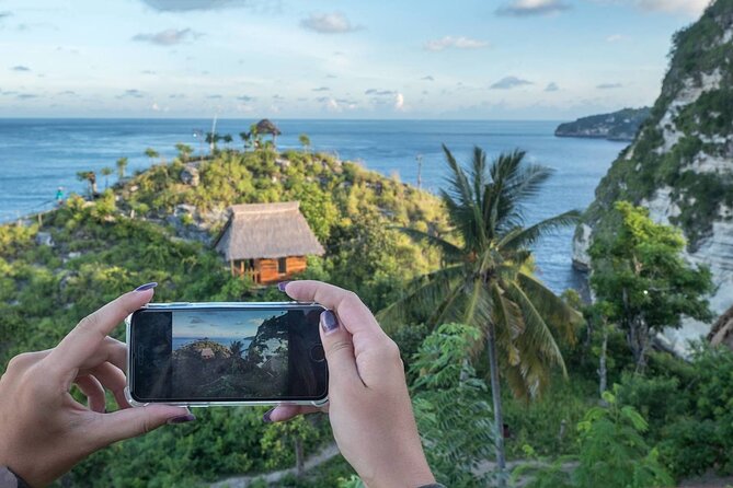 Nusa Penida Instagram Tour. West & East. All-inclusive - Molenteng Tree House and the east coast finale