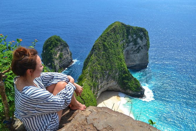 Nusa Penida Tours All Inclusive - Kelingking Beach and the dinosaur-head cliff