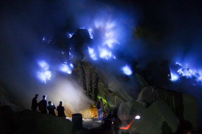 Overnight Mount Ijen Blue Fire Trek Tour From Bali (Private-All Inclusive) - Tamblingan Lake offers a short mountain viewpoint
