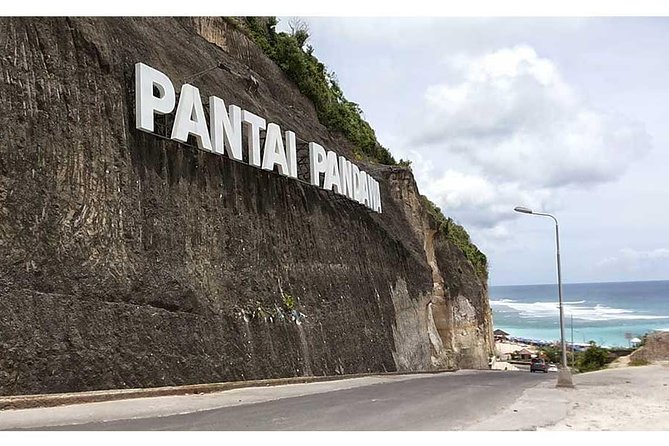 Pandawa Beach,Uluwatu Temple-Kecak-Dance&Dinner at Jimbaran Beach - Who will get the most from this tour