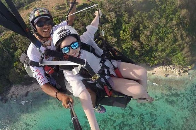 Paragliding Bali at Uluwatu Cliff with Photos/Videos - Safety, weather, and the waiting problem