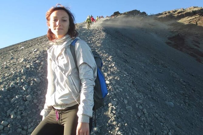 Popular Rinjani Trekking Tour Service To Summit For 2 Days Via Sembalun Trail - Day two: the hard climb to Rinjani’s summit