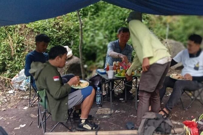 Popular Rinjani Trekking Tour Service To Summit For 2 Days Via Sembalun Trail - What the $243 price really covers