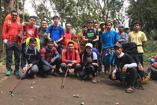 Popular Rinjani Trekking Tour Service To Summit For 2 Days Via Sembalun Trail - Who should book this trek