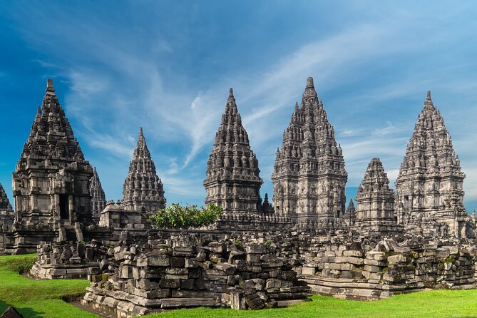 Prambanan Temple and Ramayana Ballet Show (VIP Seat with dinner) - The Ramayana story on an open-air stage