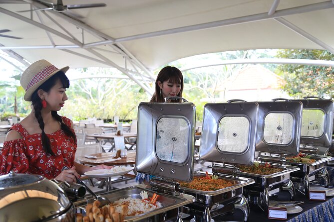 Premium White Water Rafting and Jungle Buggies in Bali - Lunch, showers, lockers, and the useful details
