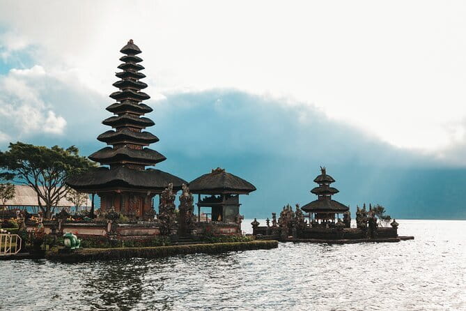 Private Bali Airport Transfer - Kuta, Seminyak, Jimbaran Area - A simple landing in Kuta, Seminyak, or Jimbaran