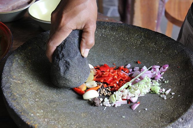 PRIVATE Balinese Cooking Class in Ubud with Dewa with Transfers - A village welcome north of Ubud