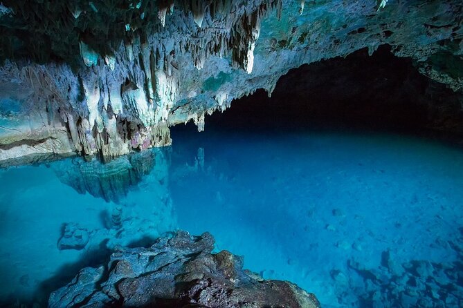 Private Day Tour Rangko Cave -Batu Cermin Cave - The blue mineral pool inside Rangko Cave