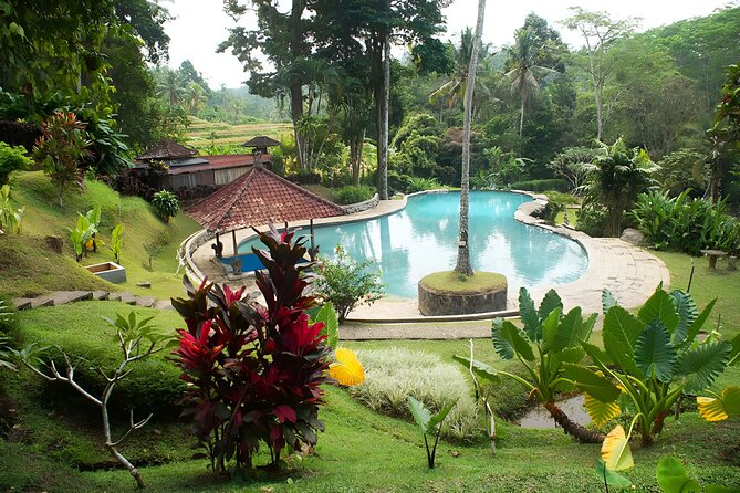 Private Full-Day Tour: Discover The Best of Bali Destination - Ulun Danu Beratan beside Lake Beratan