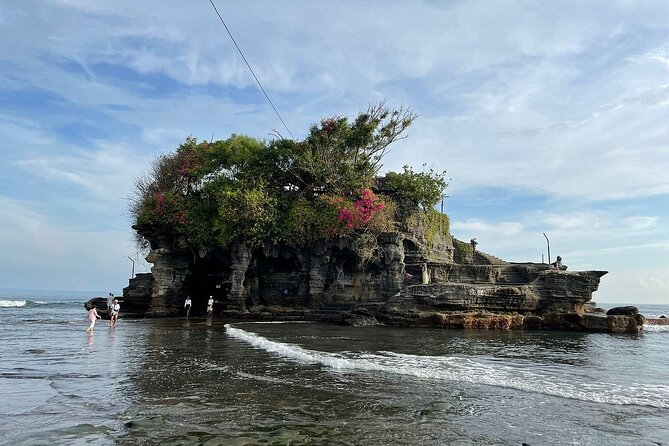 Private Full-Day Tour in Bali & FREE WIFI - Ubud’s four contrasting stops