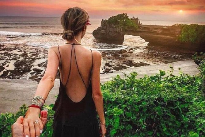Private Full-Day Tour Jatiluwih Rice Terrace and Tanah Lot Temple - Tanah Lot at the end of the day