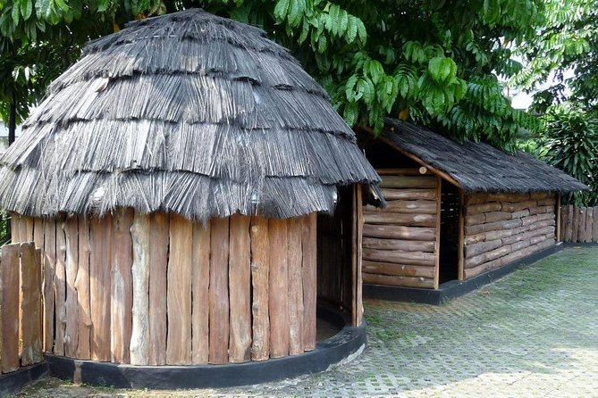 Private FullDay Jakarta Wonderfull Tour with Lunch & Souvenir - TMII: Indonesia in miniature