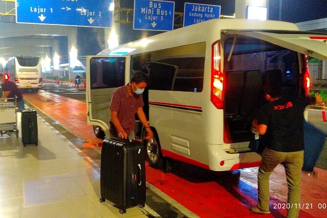 Private Hotel Transfer Service to Airport Jakarta - The 30-minute hotel waiting allowance
