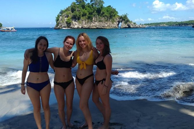 Private Instagramable West Nusa Penida Tour - Broken Beach, where the sea passes through the rock
