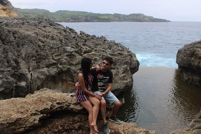 Private Instagramable West Nusa Penida Tour - Kelingking Beach and its famous cliff view