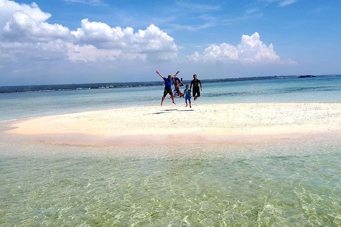 Private Snorkeling Tour In Pink Beach - A private boat changes the feel of the day