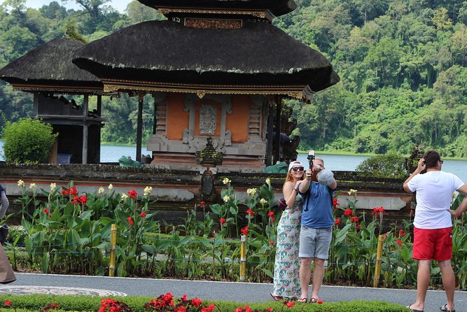 Private Tour: Bali Temples, Hidden Waterfall and Handara Gate - Bedugul gives you a useful food break