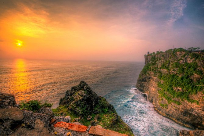 Private Tour: Full-Day Tanah Lot and Uluwatu Temples with Kecak Fire Dance Show - Uluwatu Temple before the fire dance