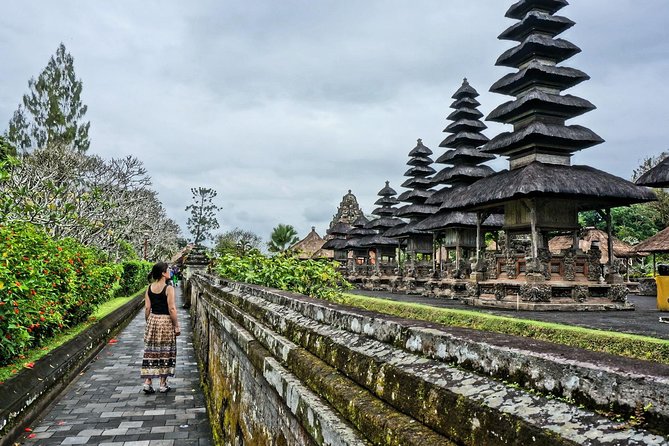 Private Tour: Half Day Tanah Lot Sunset Tours - Leaving Seminyak in private air-conditioned transport
