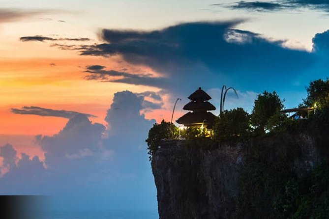 Private Tour: Highlights Uluwatu Temple & Southern Beaches Bali - Uluwatu Temple is the reason to protect your afternoon