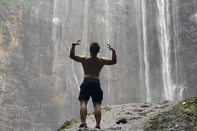 Private Tour in Tumpak Sewu Waterfalls from Malang or Surabaya - Goa Tetes and the steel ladder
