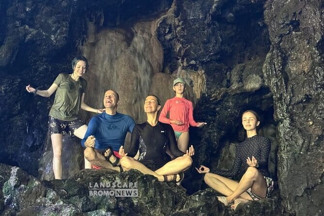 Private Tour in Tumpak Sewu Waterfalls from Malang or Surabaya - What the $63.16 price really buys
