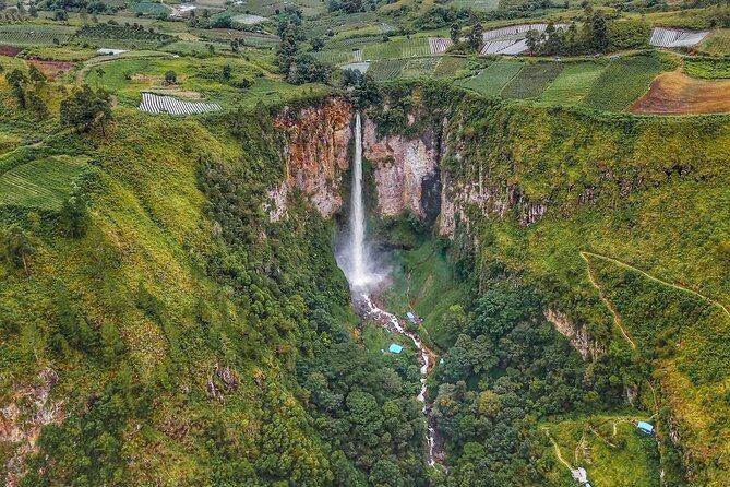 Private Tour: Karo Highlands and Lake Toba from Medan - Dokan Batak Village and traditional Karo houses
