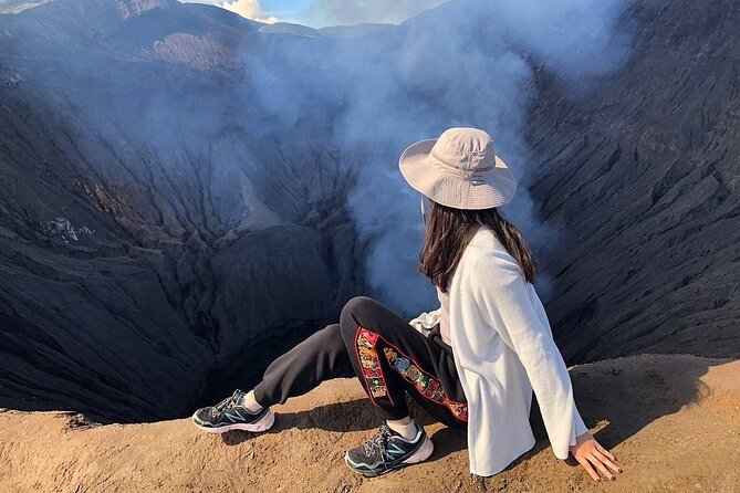 Private Tour Tumpaksewu - Bromo - Ijen 4D3N From Surabaya - Day 4: Ijen Crater and the choice of Surabaya or Bali route
