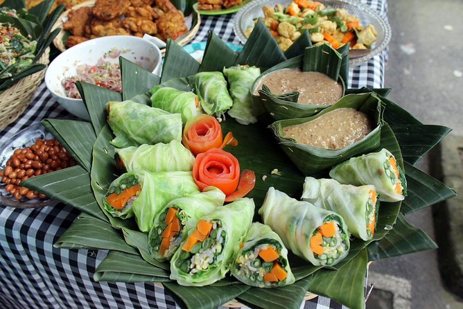 PRIVATE Ubud Market Tour & Balinese Cooking Class with Putu - Private Pickup Keeps the Morning Simple
