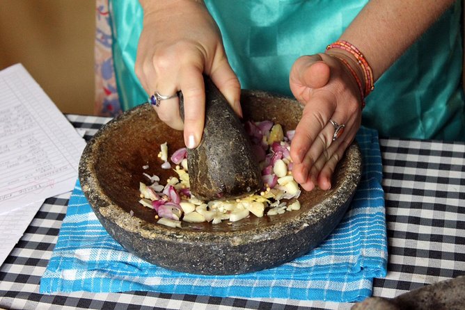 PRIVATE Ubud Market Tour & Balinese Cooking Class with Putu - Should You Book Putu’s Market and Cooking Class?