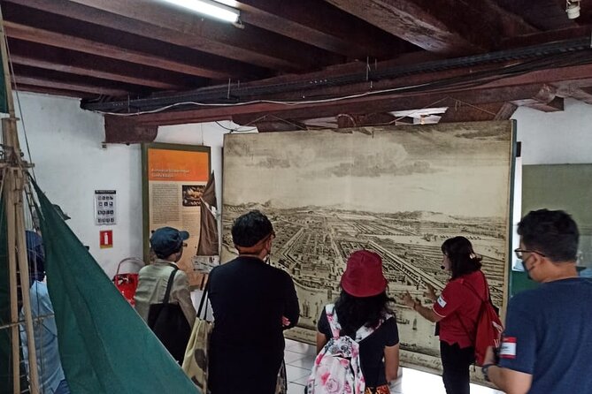 Queen of the East (Old Batavia) Walking Tour - Starting at the Maritime Museum and Sunda Kelapa Harbour