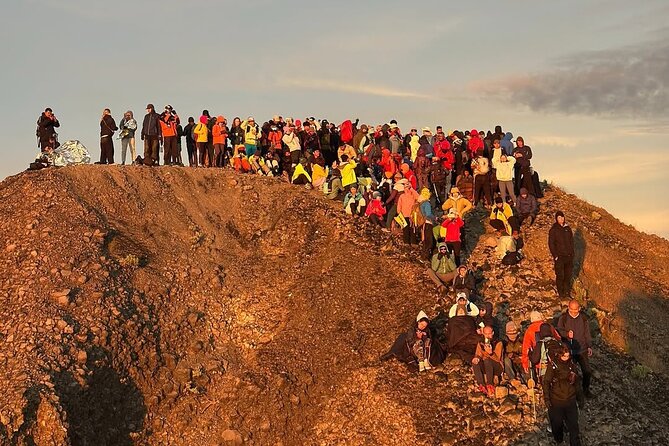 Rinjani Summit 2 days 1 night - Why the Sembalun route is about the summit