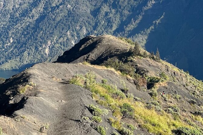 Rinjani Summit 2 days 1 night - Day one: Sembalun, open meadow, and the long climb