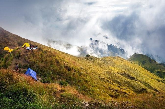 Rinjani Trekking 3D2N Summit - Full Trail - The summit section demands an early effort