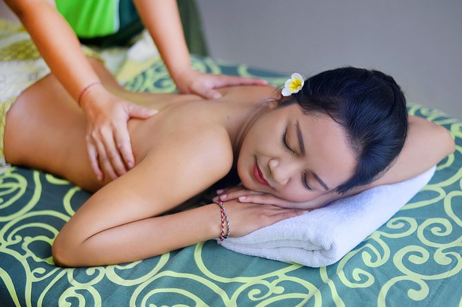 Seminyak 4-Hour Spa Treatment with Hotel or Airport Transfer - Starting with the aromatherapy foot bath