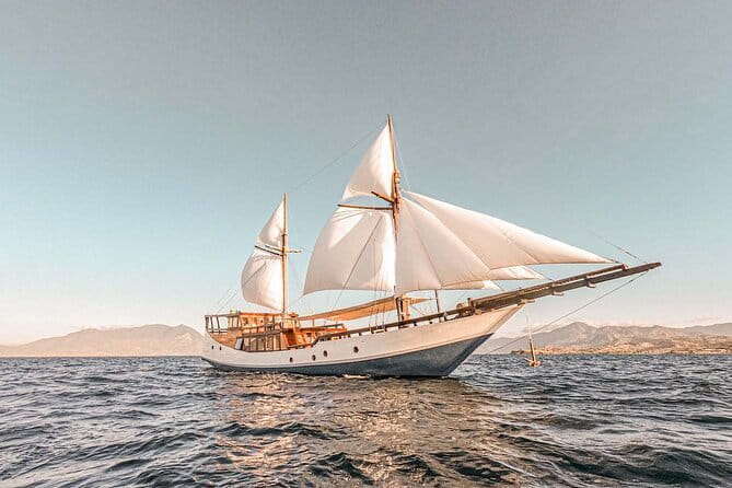 Shared Trip Sailing Komodo 3D2N - Key reasons to consider this Komodo sailing trip