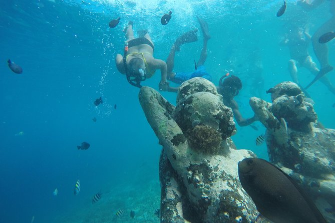 Sharing Snorkeling Trip Gili islands Depart Lombok/Gili Trawangan - Gili Air: one to two hours for lunch and a break