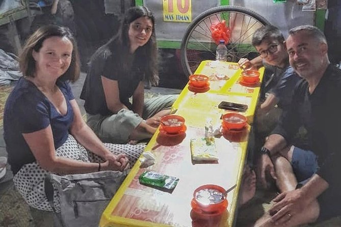 Small-Group Walking and Food Tour by Night in Yogyakarta - A traditional herbal drink at Jamu Jawa