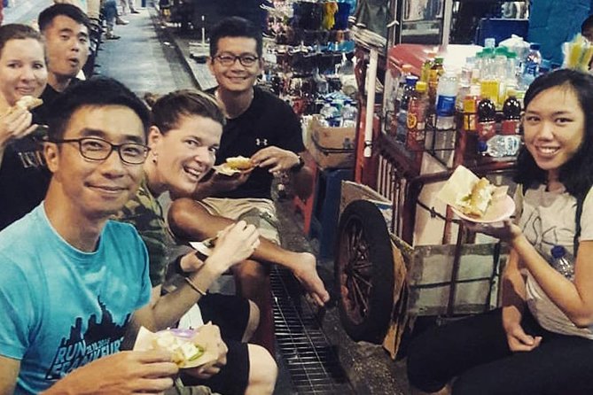 Small-Group Walking and Food Tour by Night in Yogyakarta - Starting at Tugu Jogja after dark