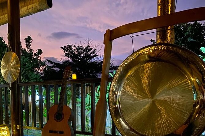 Sound Bath Healing Journey on the Island of Nusa Lembongan - Why the open-air shala changes the mood