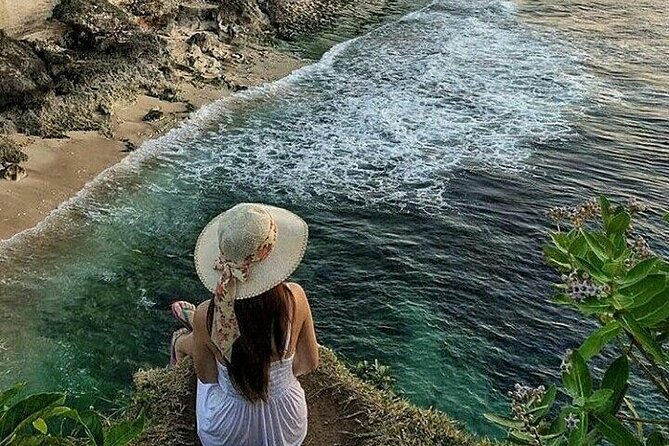 Southern Bali Highlights Tour & Uluwatu Temple - Uluwatu Temple: the sunset centerpiece