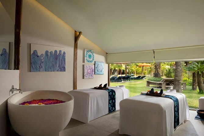 Spa at Heiwa with Dining Included at Hiiragi - A spa and meal in one compact outing