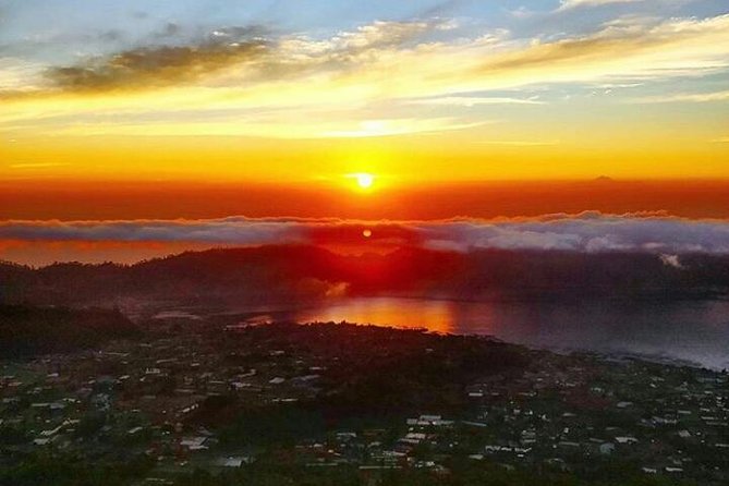 Sunrise mount batur trecking all inclusive - The private transfer from your Bali hotel