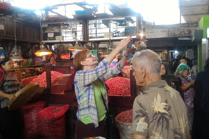 Surabaya Private Tour - Lunch, with one important caveat