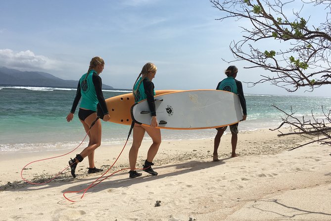 Surf Lesson Gili Trawangan - Boards, wetsuit, and reef shoes included
