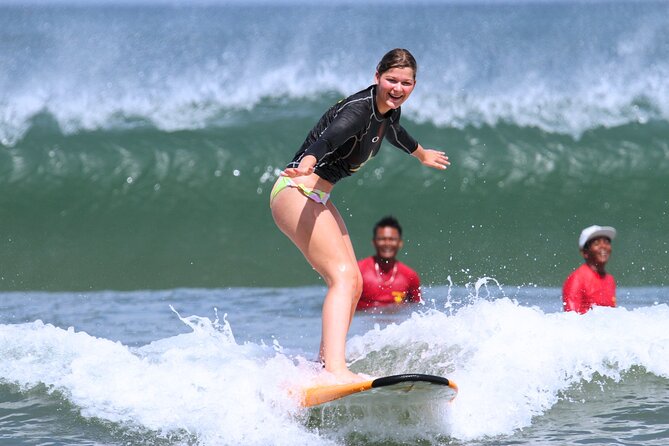 Surf Lesson with a Personal Instructor at Kuta Beach - The first 10 to 15 minutes: learning on land
