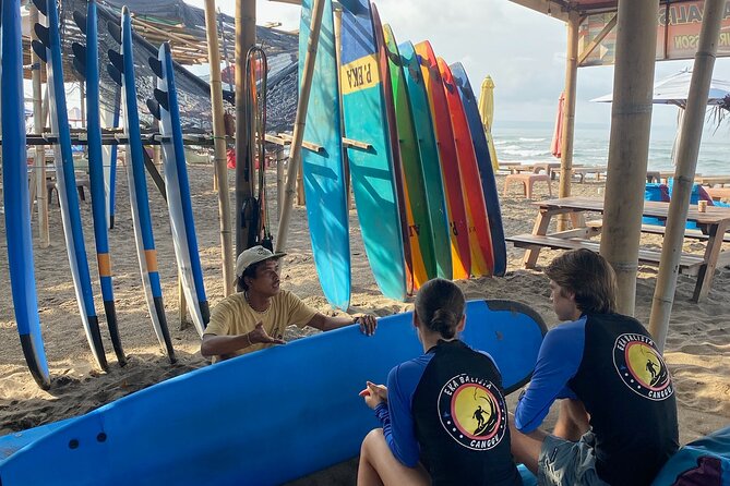 Surfing Lesson at Batu Bolong Beach in Canggu - What the coaching style means for beginners
