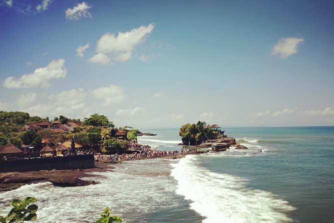 Tanah Lot and Uluwatu Temple - Stunning Ocean View with Sunset - A full Bali day that links temples and beaches