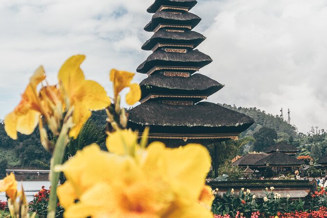 Tanah Lot - Jatiluwih (UNESCO) - Beratan lake -Hidden hill (Wanagiri)-FREE WI-FI - Taman Ayun adds a royal temple setting